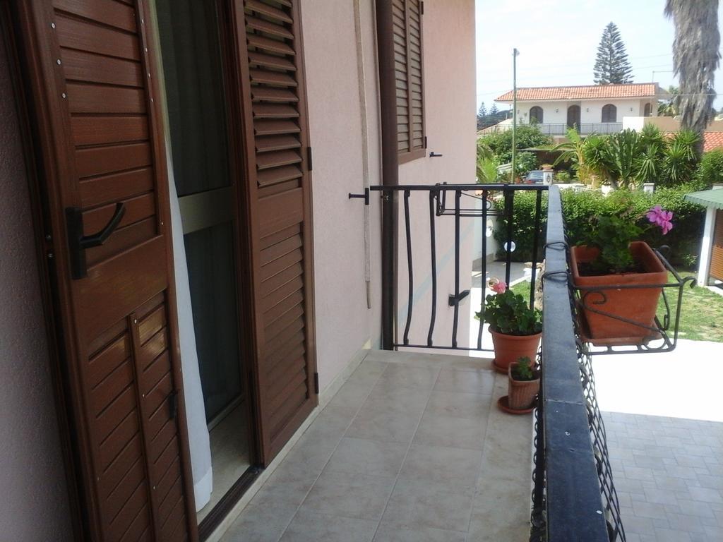 B&B Villa Pegaso Fontane Bianche Dış mekan fotoğraf