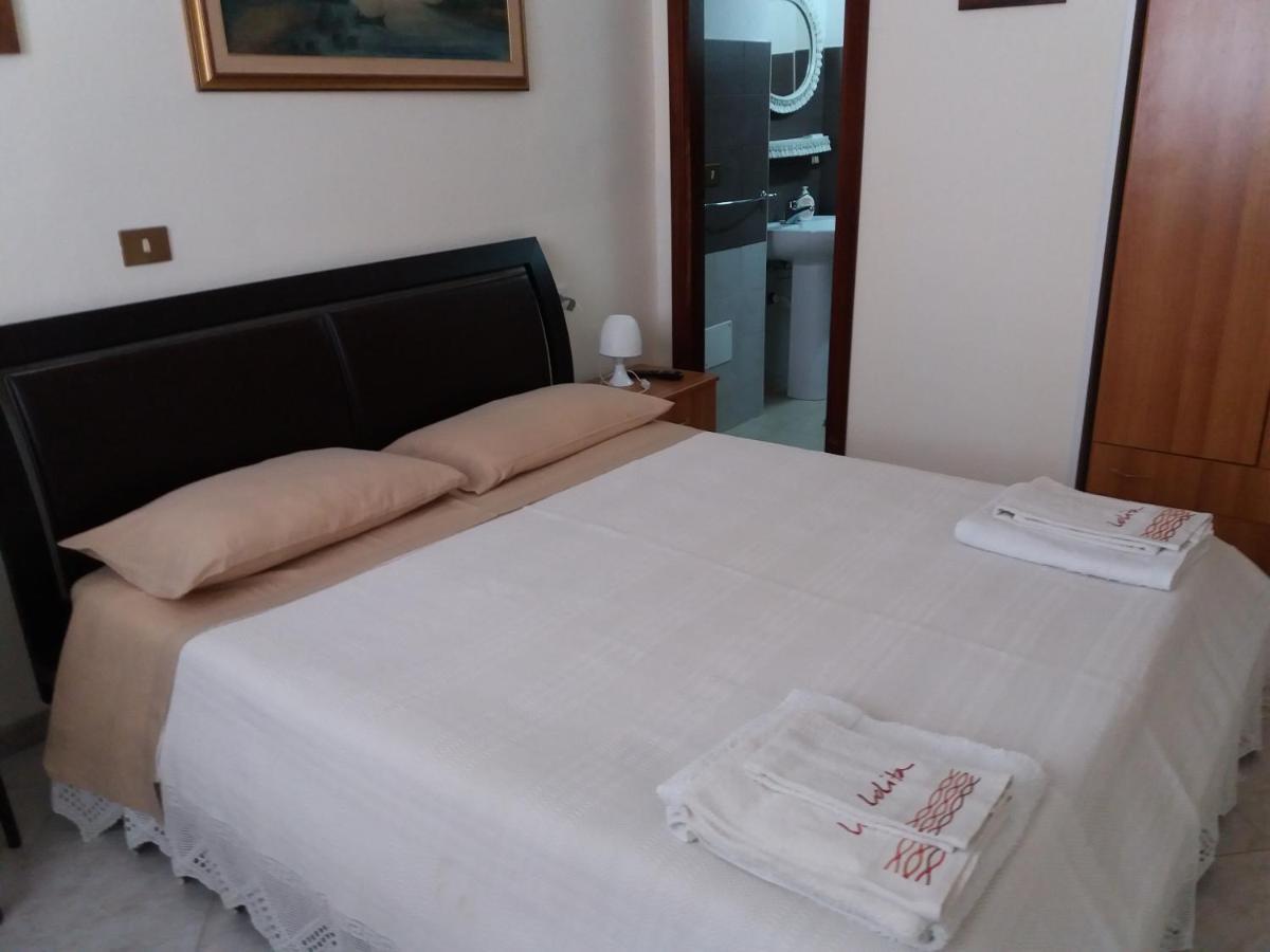 B&B Villa Pegaso Fontane Bianche Dış mekan fotoğraf