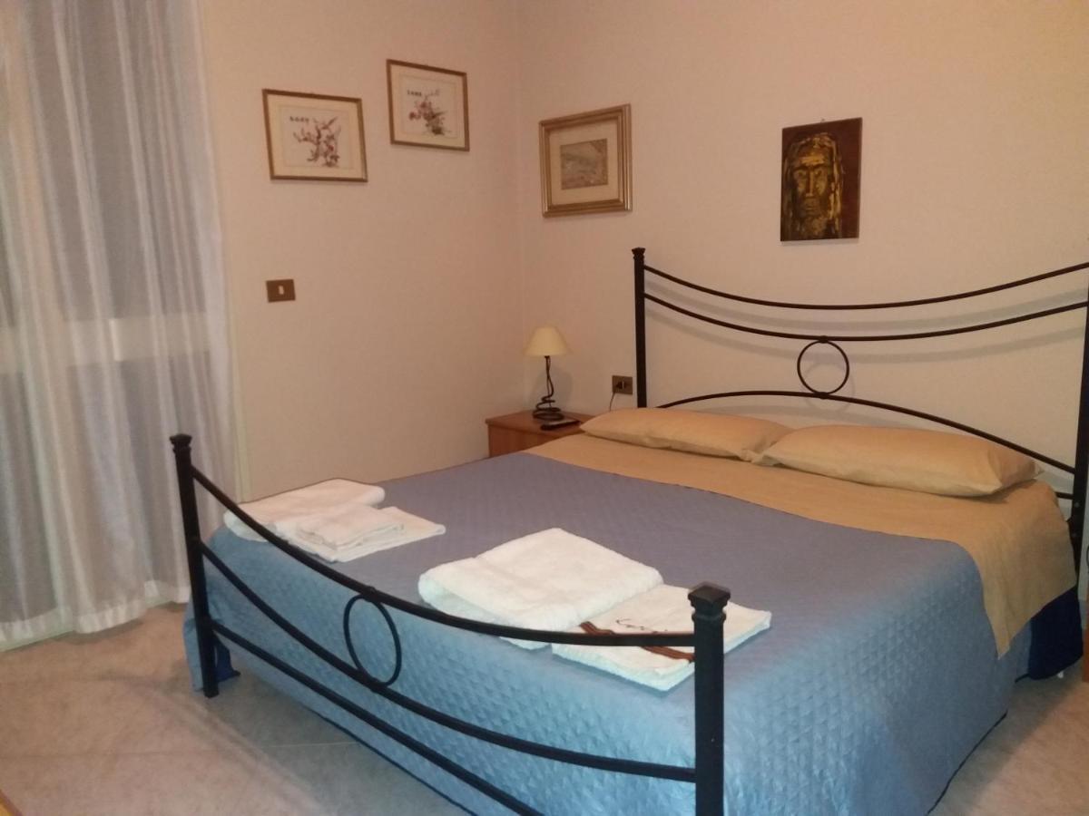 B&B Villa Pegaso Fontane Bianche Dış mekan fotoğraf